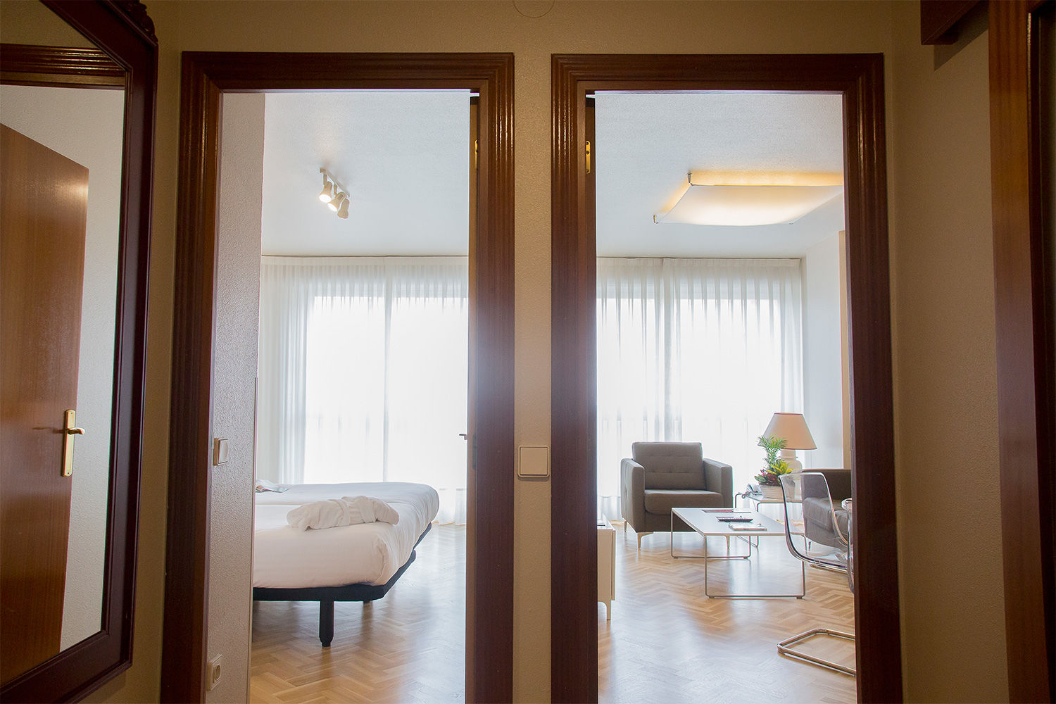 Suites Sercotel Mirasierra Pamplona Ngoại thất bức ảnh