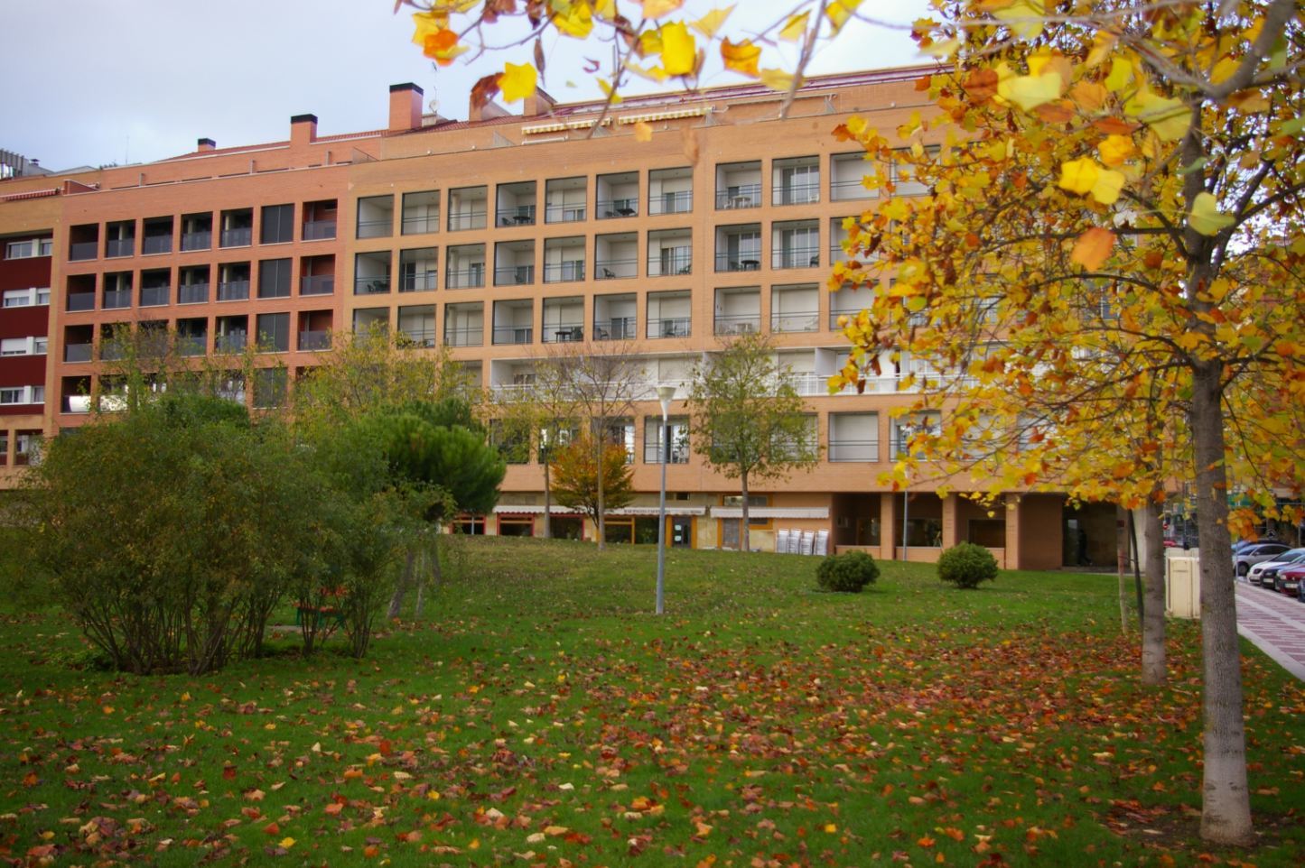 Suites Sercotel Mirasierra Pamplona Ngoại thất bức ảnh